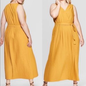 NEW Mustard Sunflower Yellow Gold Pleated sleeveless Maxi Dress